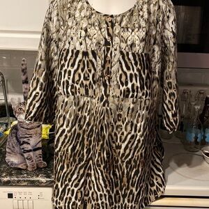 I Figuerca&Flower animal print 3/4 sleeve plus size top 1X. EUC